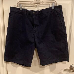 Size 40 Mens Tommy Hilfiger blue shorts - New with tags